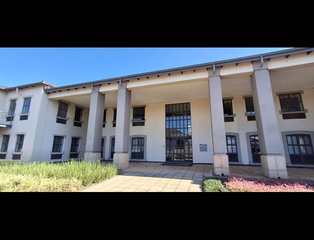 BUSINESS PROPERTY TO RENT IN BRYANSTON